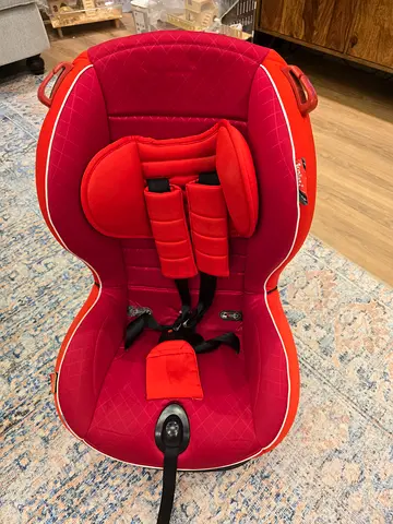 Infant car seat base (red/black) - used, perfect condition