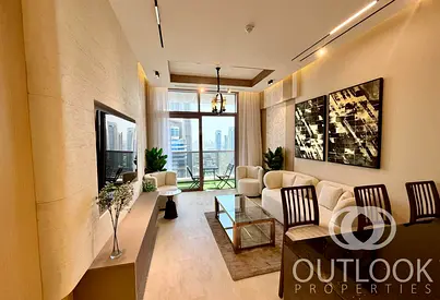 Freehold | Spacious | Burj Khalifa View