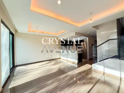 Community Views | Bright & Modern Layout | with Kitchen Appliances