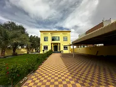 Studio room available for rent