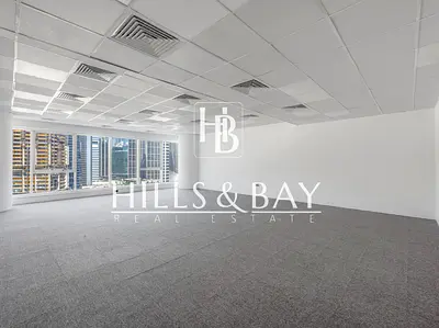 Burj & Canal View | Renovated & Carpeted