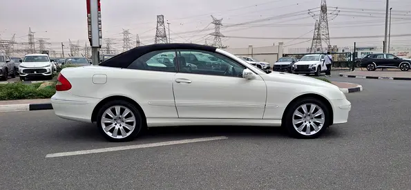 صورة 4 لـ 2009 Mercedes-BENZ CLK