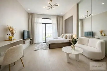 شقة حديثة مفروشة بالكامل | شرفة بإطلالة مفتوحة | جاهزة