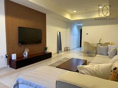 Luxurious 1-Bedroom | Fully Upgraded | Sea & Palm Views