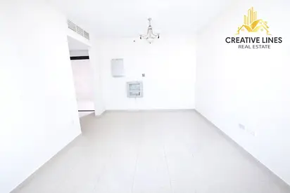 Bachelors allowed any nationality 1bhk with 1 month free/ come fast take fast