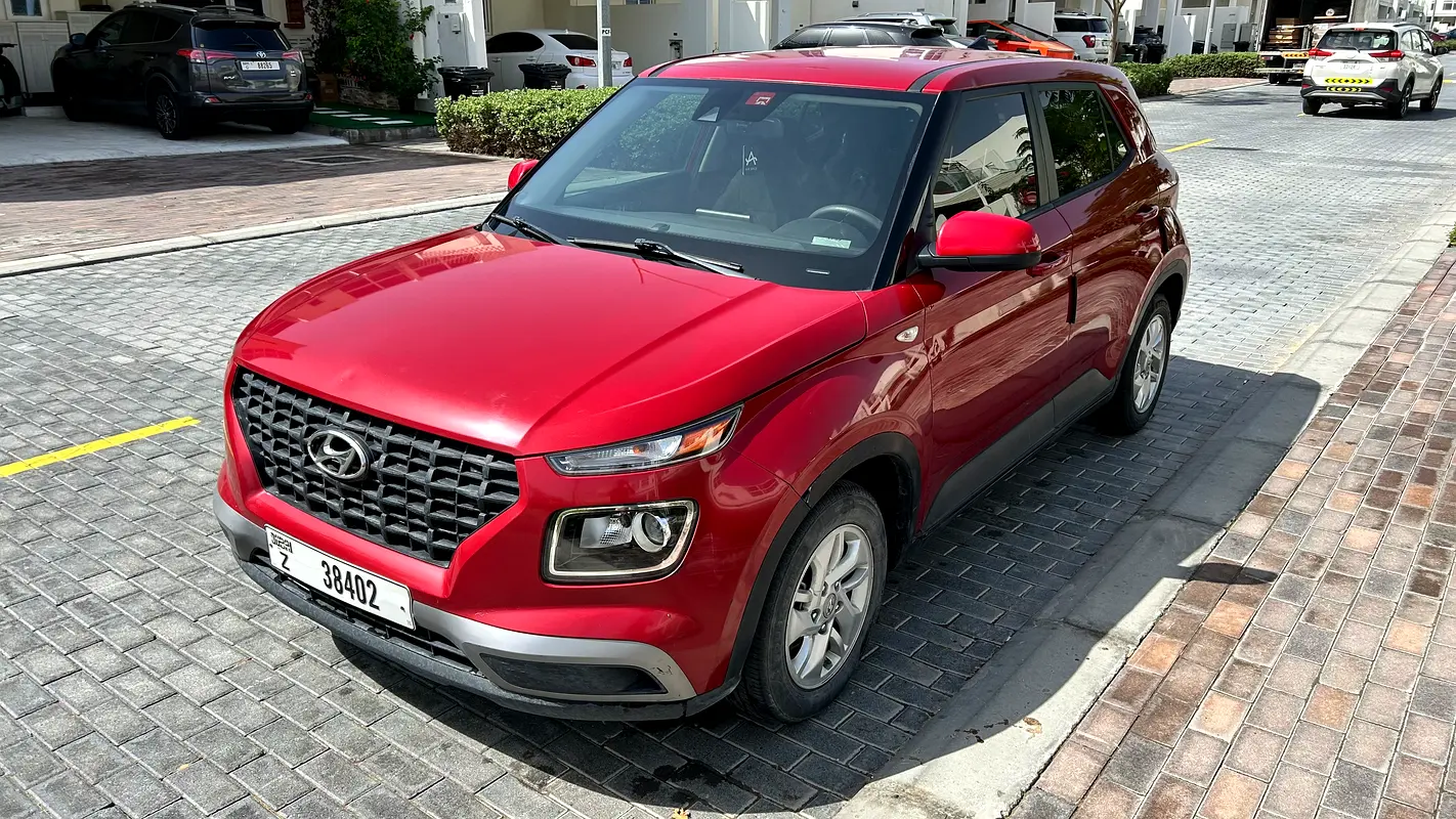 Hyundai Venue 2021 — photo 1 of 12