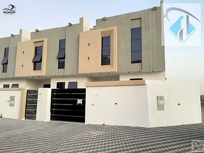 للإيجار فيلا بالحليو 1، 4 غرف + مجلس + صالة + غرفة خادمة + روف، السعر 85,000 سنوياً، موقع هادئ ومناسب للعائلات