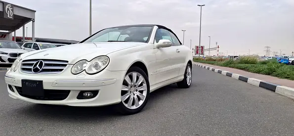 صورة 12 لـ 2009 Mercedes-BENZ CLK