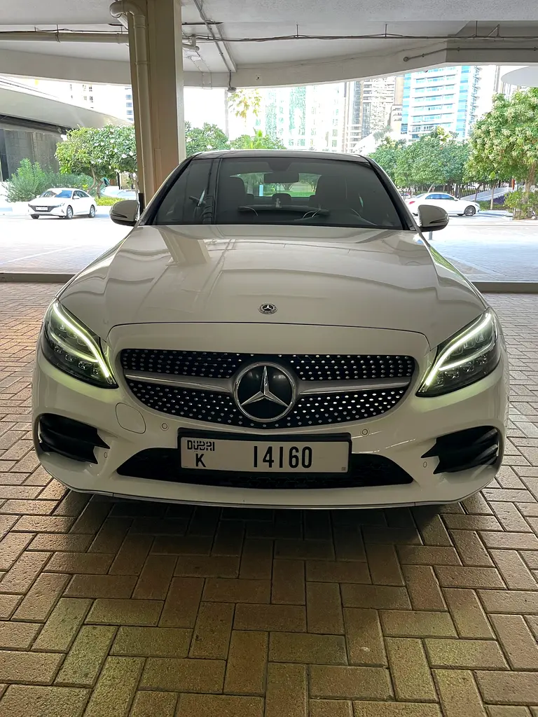 Mercedes-Benz C-Class 2021 — photo 1 of 12