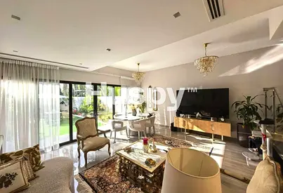 Unfurnished | Townhouse | Large Layout