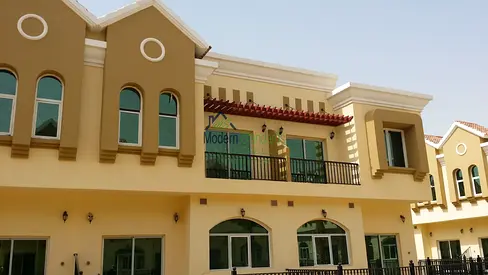 Spacious 3BR Townhouse Sahara Meadows 1