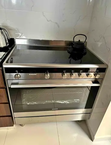 Siemens iQ700 electric ceramic cooker 90cm