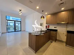 LUXURIOUS 1 BHK - SPACIOUS BIG LAYOUT - PRIME LOCATION