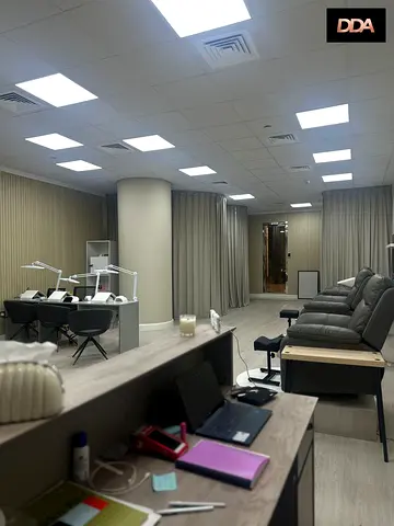 READY BUSINESS SALON | ICON 2 | GREAT LOCATION