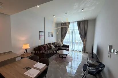 Fully Furnished | Vacant | 4 Cheques