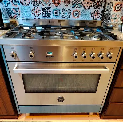 Bertazoni top gas oven electric cooking range
