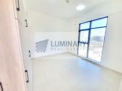 Spcious 1 year old building close kitchen 2 parking