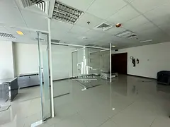 Partitioned office | Sea &amp; Canal View | 2 Parkings