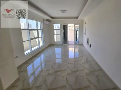 للايجار فيلا خمس غرف ماستر اول ساكن بسعر جدا مميز لمدة محدودة !