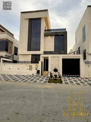 Villa directly from the owner, personalized finishing, on a main street, close to all services, freehold ownership for all nationalities and no down p