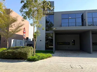 Single Row || Semidetached Villa || 4BR + Majlis