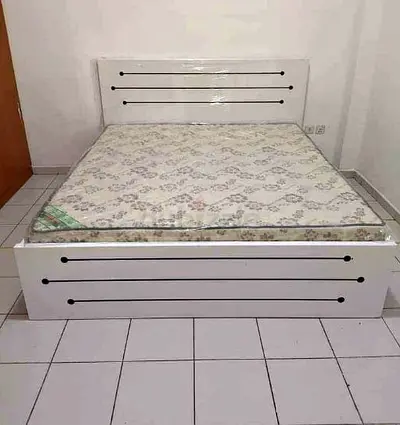 Family bed with mattress 180x200cm King size.  All times delivery available
