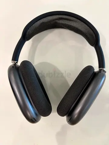 Mint Condition - Black Apple AirPods Max