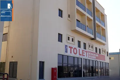 Newly Built Commercial Unit in a Top Location of UAQ