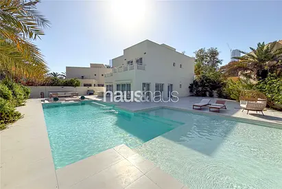 Luxury Meadows | Huge Private Pool | Serene