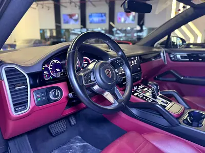 2023 Porsche CAYENNE — миниатюра 13
