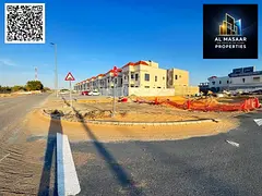 Corner plot for sale on two streets, permit for ground floor + 2 floors, area 3600 sq ft, price incl