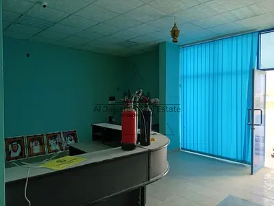 محل للايجار في منطقه الراس 1 ام القيوين