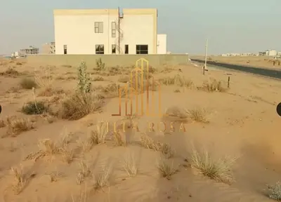 للبيع أرض سكنية في منطقة الحوشي – الشارقة
