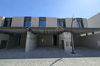 Signature Living | Brand New | Naturally Enlightened