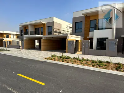 مقدم 850 الف ودفعه استلام في شهر 12 بقيمه 450 الف والباقي 900 الف اقساط علي 21 شهر