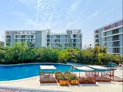 Exquisite Studio with Huge Pantry and Balcony