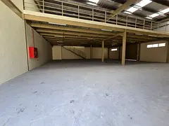 First tenant warehouse for annual rent Jurf 3 3,000 sqft mezzanine 2 bathrooms high finishing price