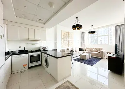 FULLY FURNISHED UPGRADED POOL/ VIEW VACANT UNIT