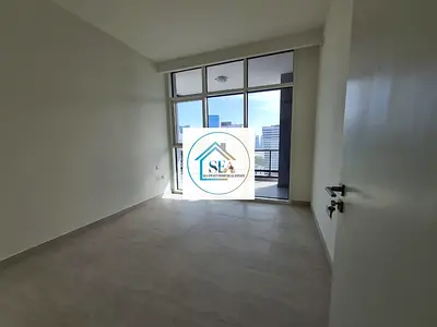 Modern 3 BR+ M I Balcony with sea view I Get it now