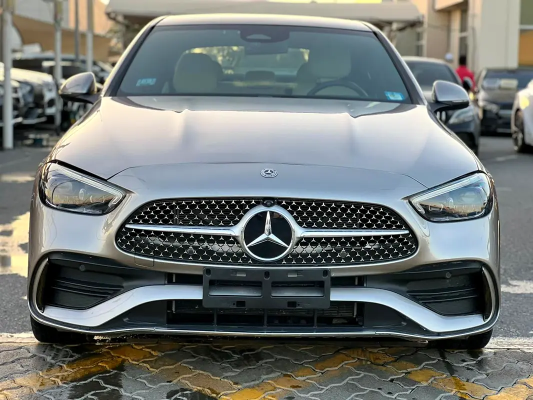 Mercedes-Benz C-Class 2022 — photo 1 of 20