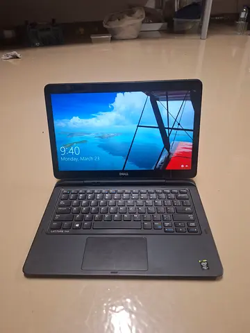 DELL LATITUDE 7350 8GB RAM 256SSD TOUCH 360 DETACHABLE