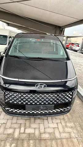 Hyundai Staria Luxury 2022 GCC Specs