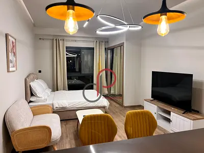 Modern Studio | Fully Furnished | Mid Floor Living