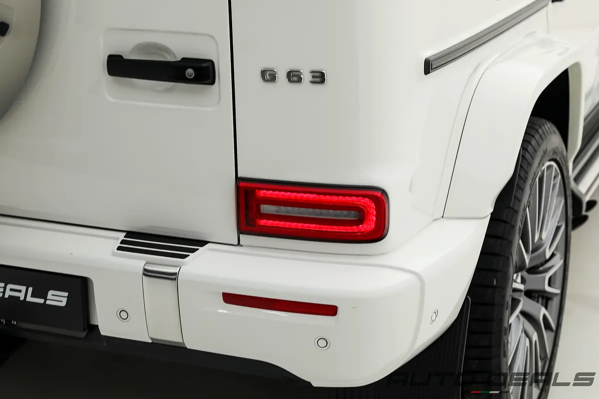 Mercedes-Benz G-Class 2025