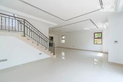 Spacious | Large plot | Vacant | 4 Bedroom