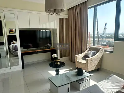 استوديو مفروش | كابيتال باي A | إطلالة على المسبح والمدينة