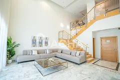 Luxury Penthouse | Vacant | Sea View