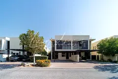 Spacious 3BR | Immaculate Condition | Near Park