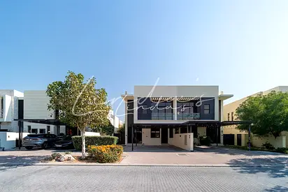 Spacious 3BR | Immaculate Condition | Near Park