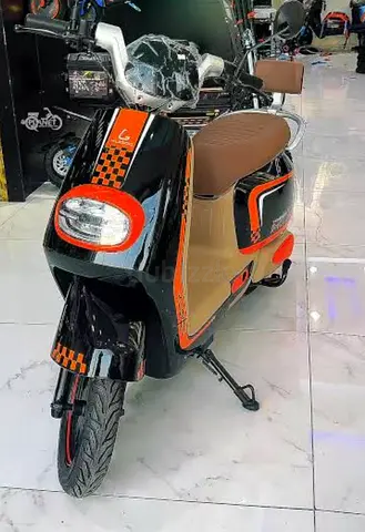 Kugoo Electric Scooter / T30/ Brand New